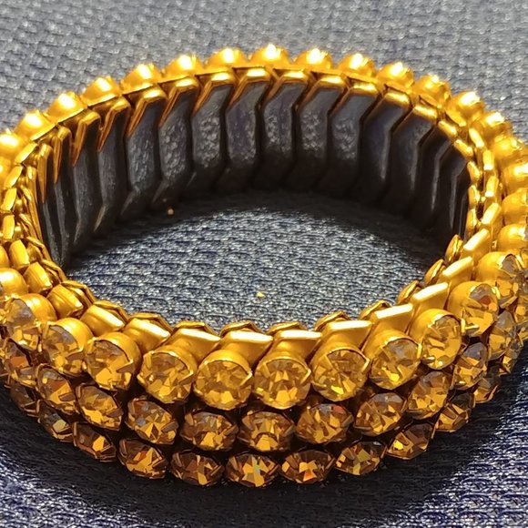 Vintage Expandable Prong-set Rhinestone Bracelet - Picture 4 of 9